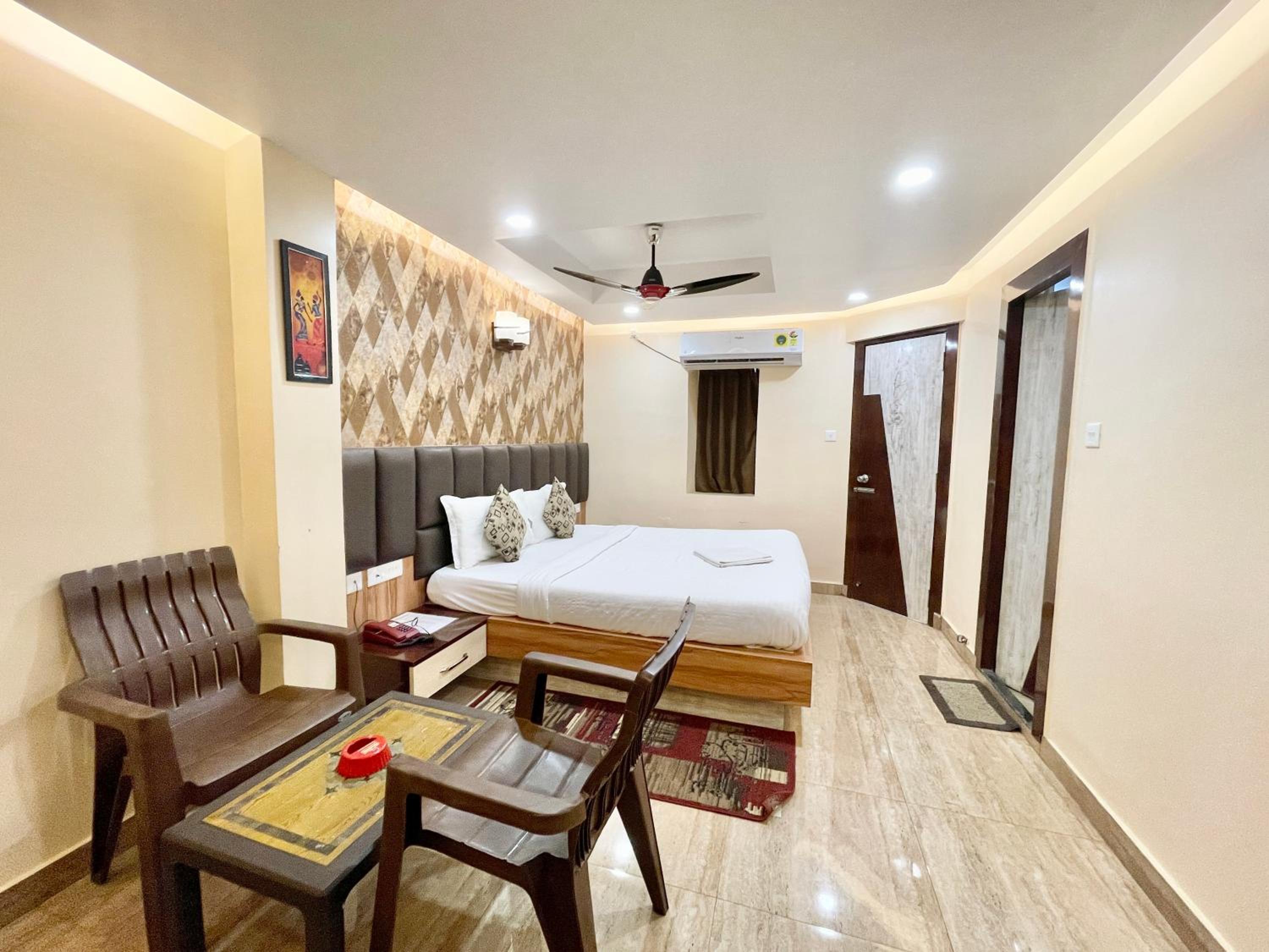 Hotel Yashasvi inn ! Puri near-sea-beach-and-temple fully-air-conditioned-hotel with-lift-and-parking-facility - ᴾʳᵉᵐⁱᵘᵐ ᴴᵒᵗᵉˡ view 3