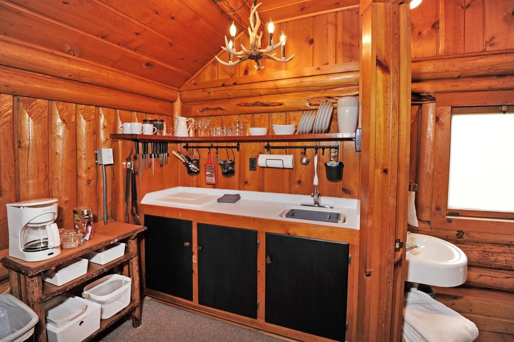 Glen`s Cabin view 4