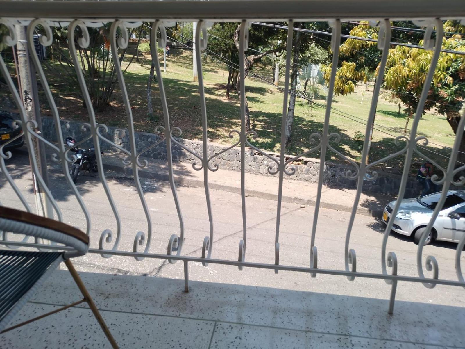 Cali Expats cuarto 3