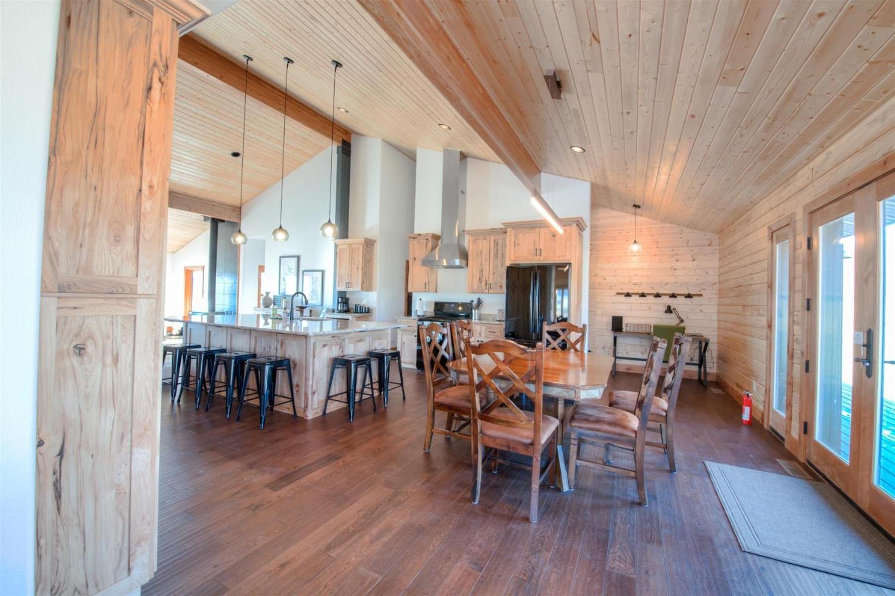 Madison Anglers House