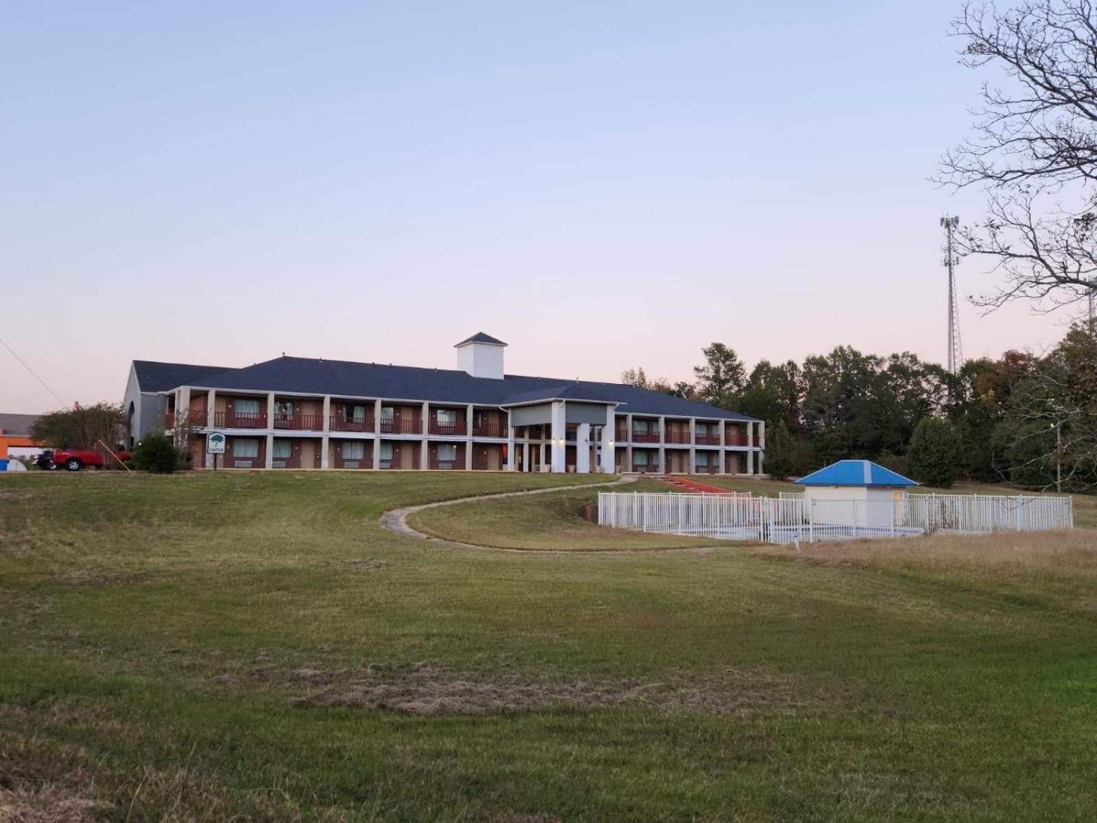Mississippi Hotel