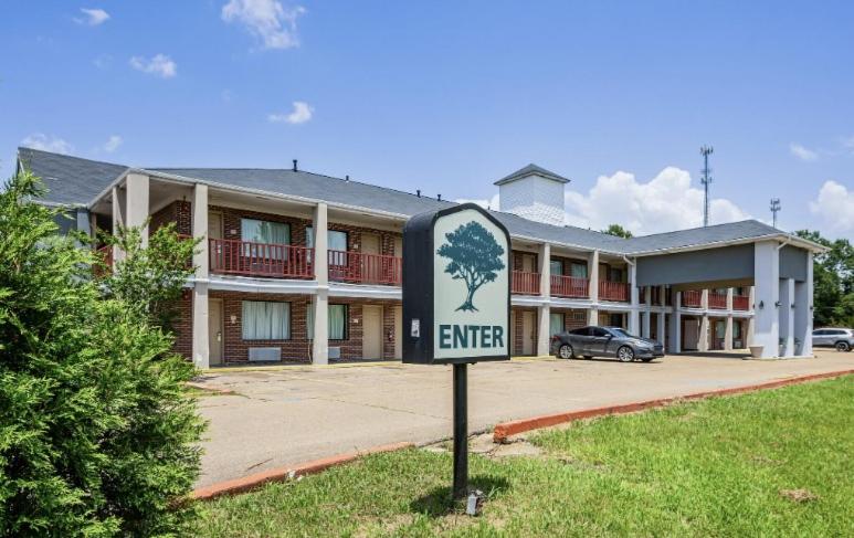 Mississippi Hotel