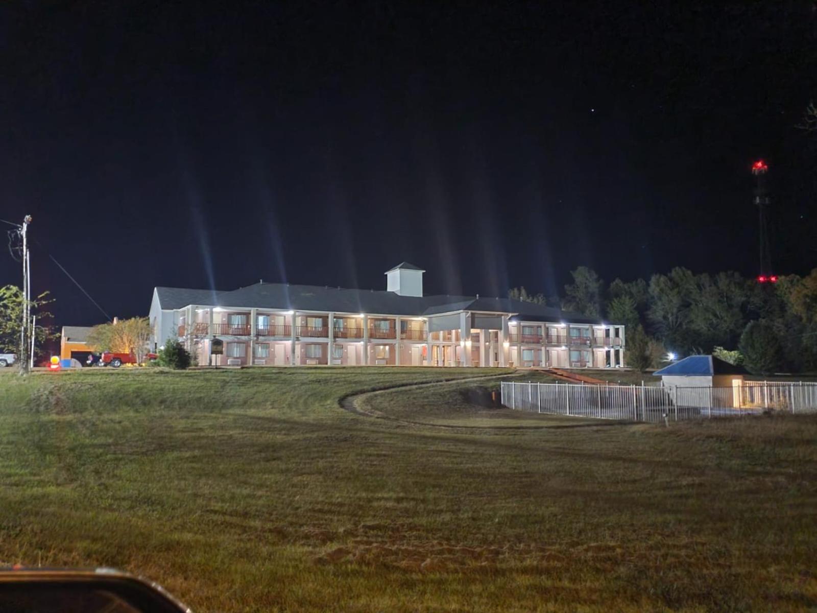 Mississippi Hotel