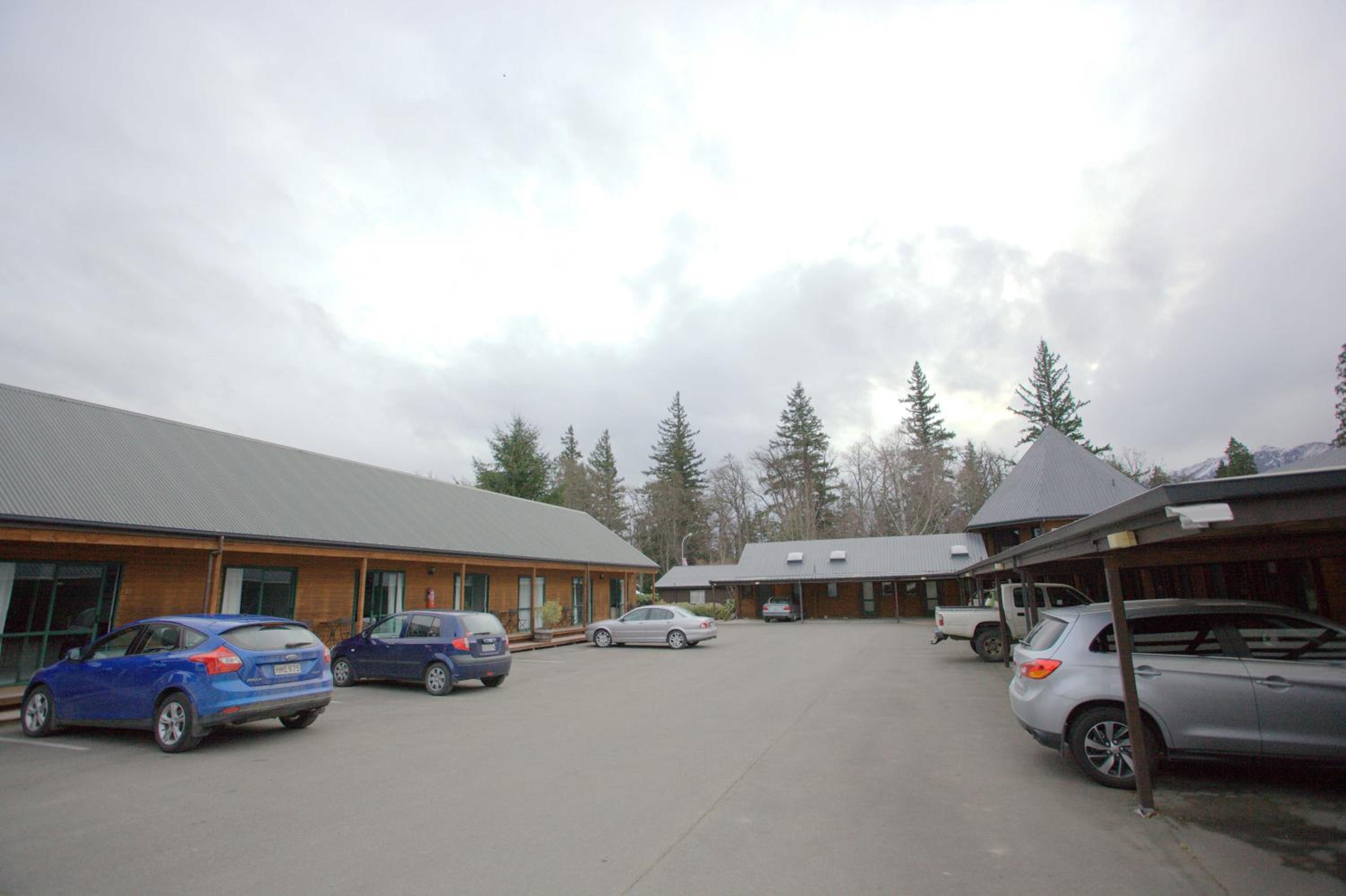 Alpine Lodge Motel