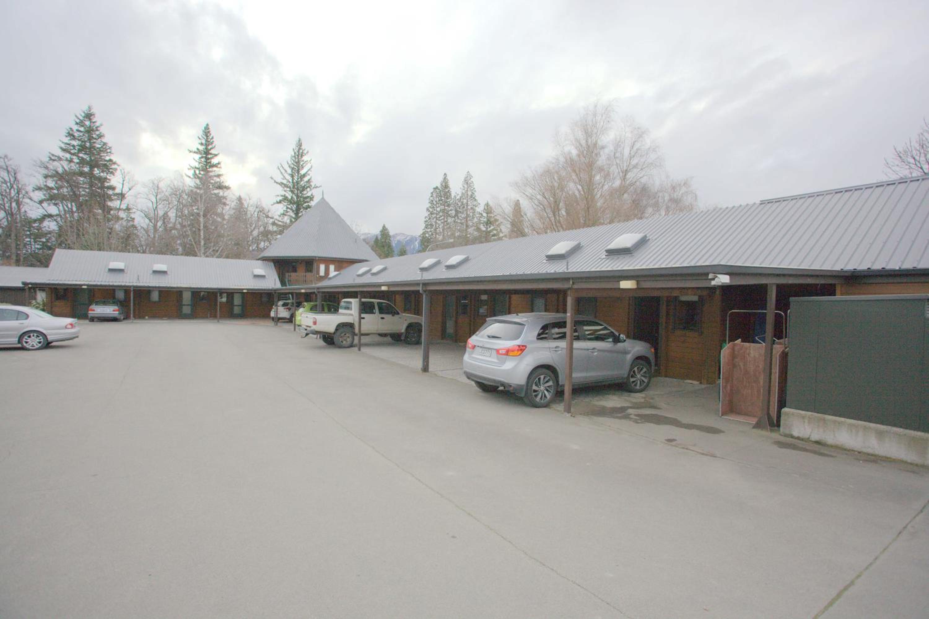 Alpine Lodge Motel
