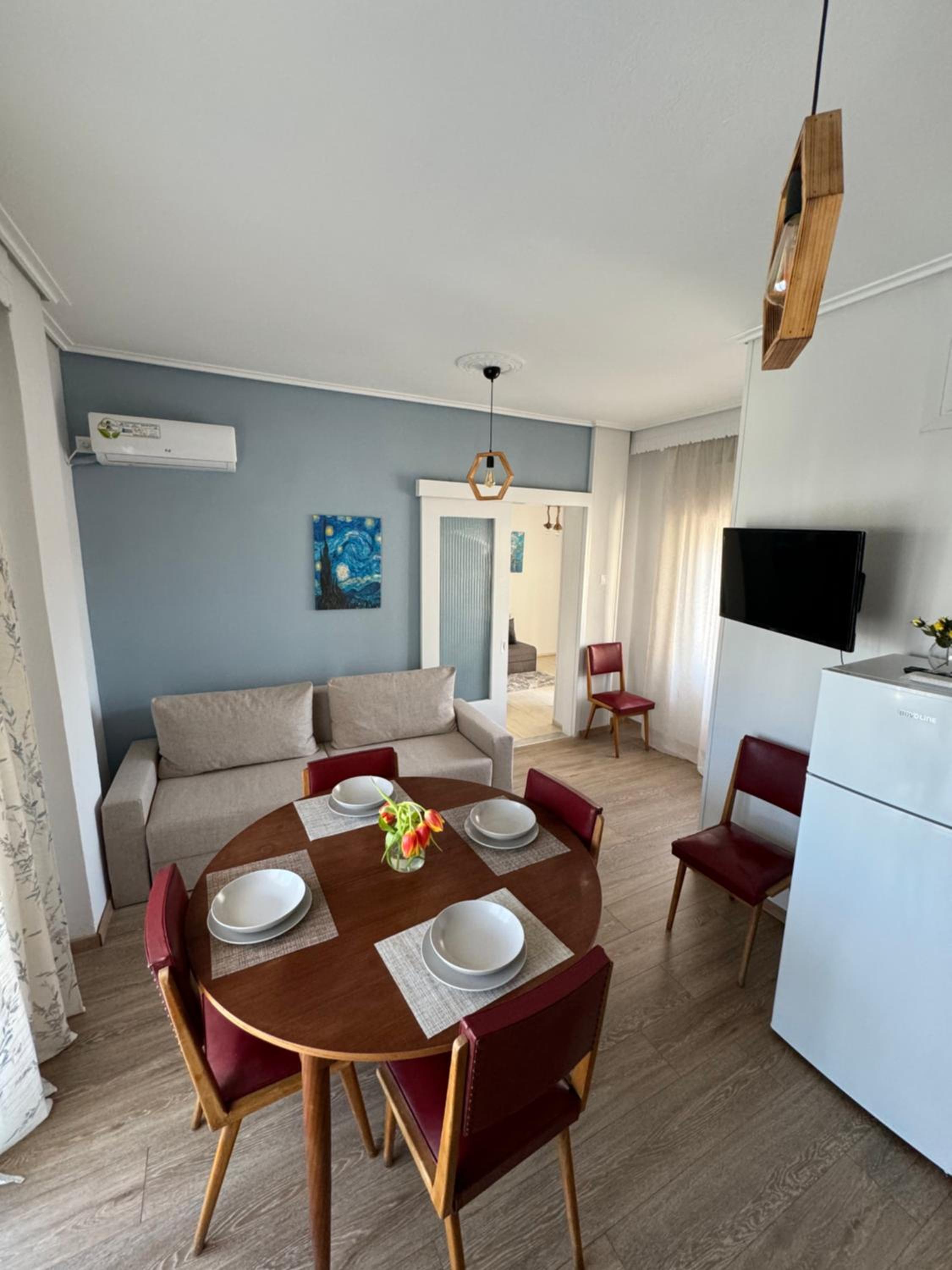 Elena's Seaside Home view 3