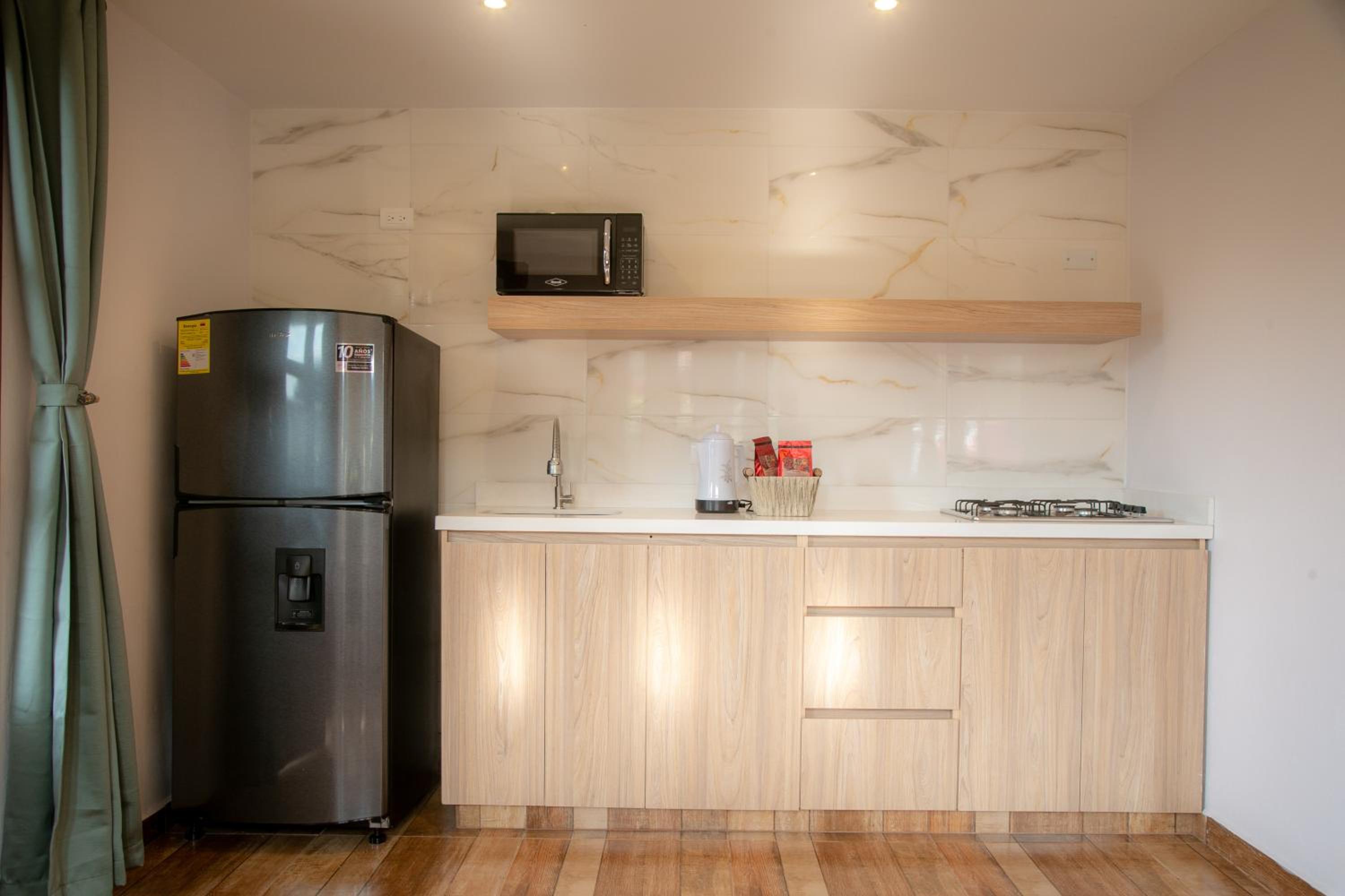 loft grupo y parejas AZUCENAS
