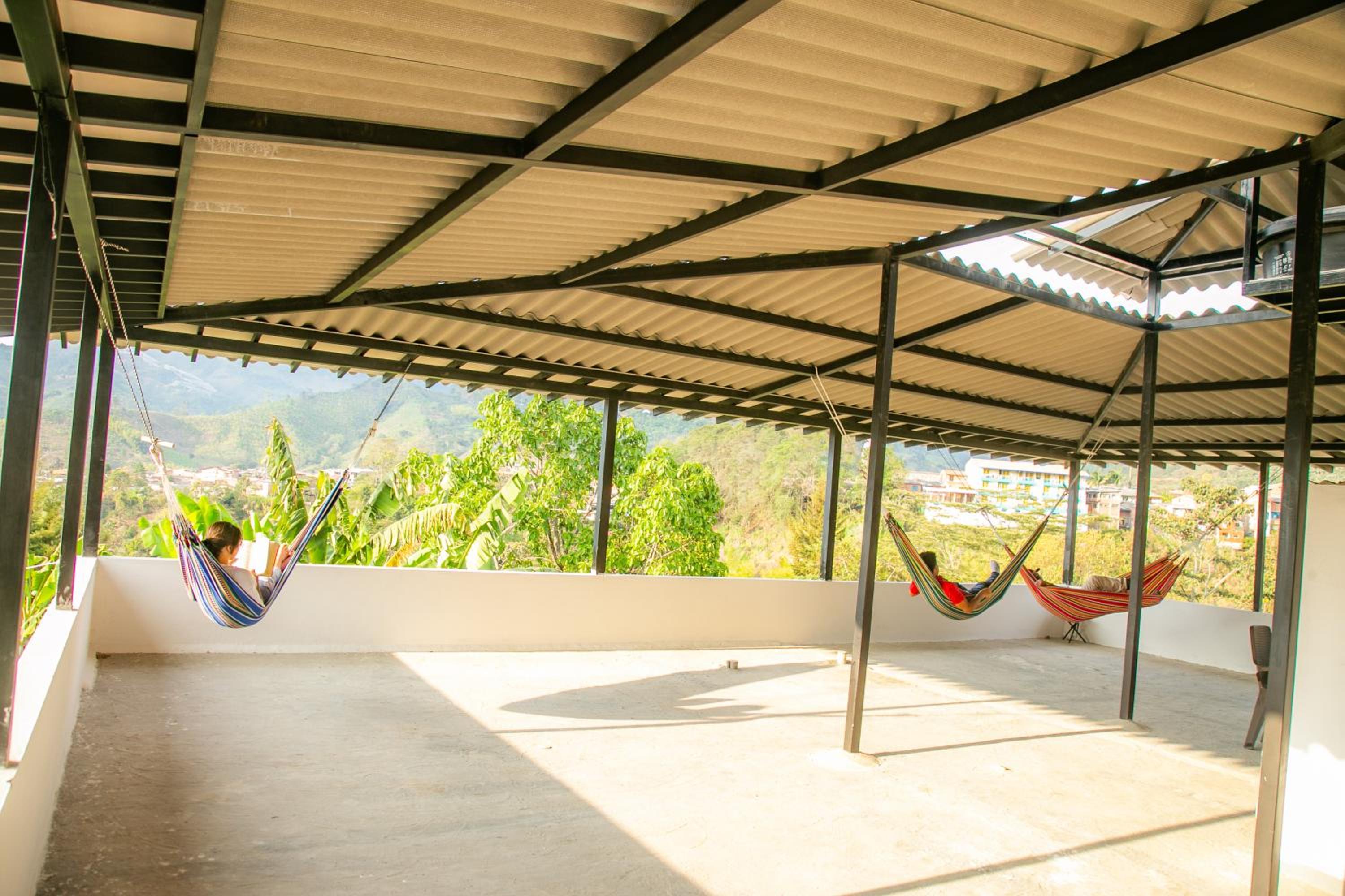 loft grupo y parejas AZUCENAS