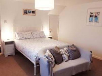 2 bed barn with spectacular views - Wye Valley view 5
