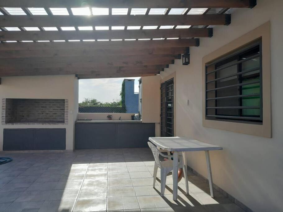El Campito Casa con pileta en Monte