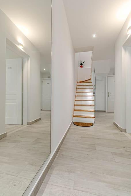 Agisilaos Apartments
