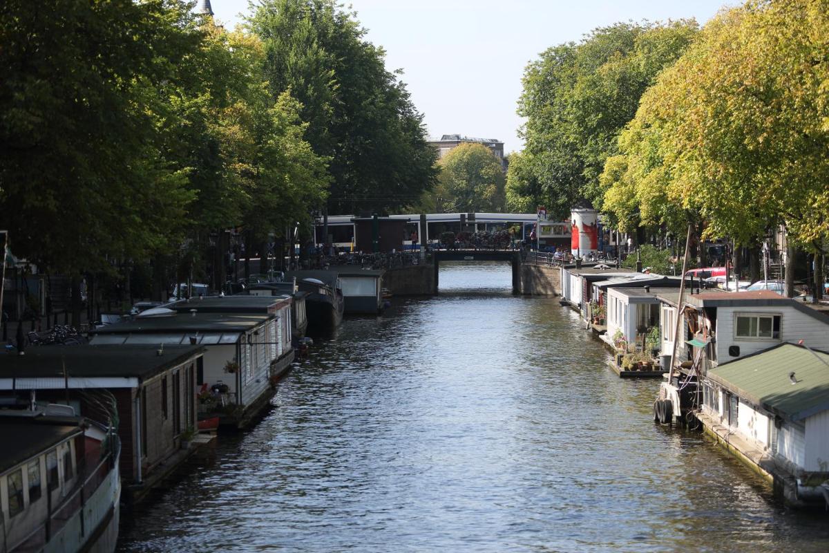 Large 2p canal apartment Prinsengracht