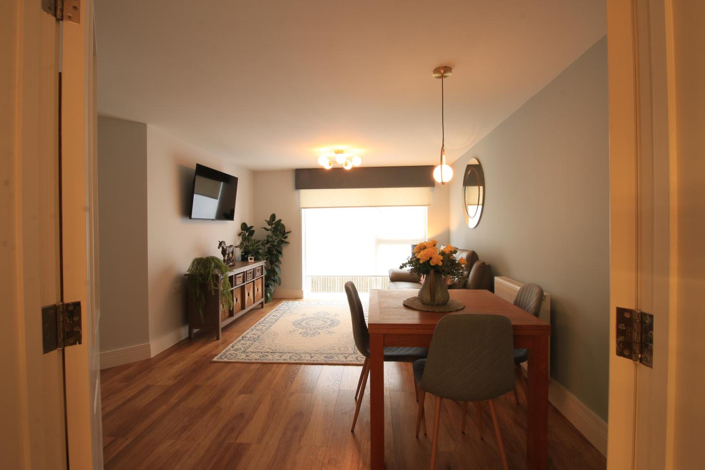 Yeovil Vacations - Streamside Apartments - Property Image 18