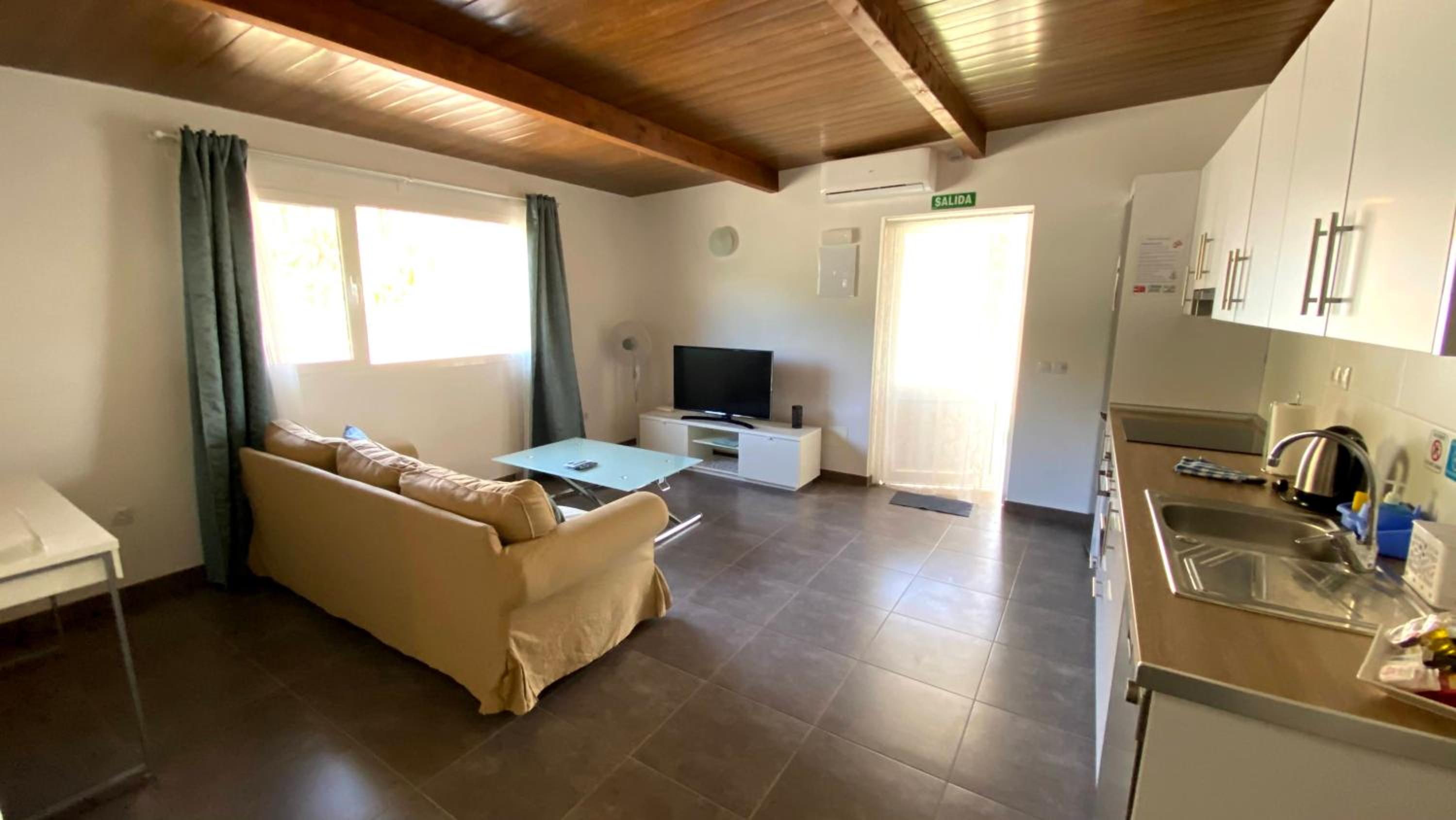 Spacious Country House in Arteara near Maspalomas