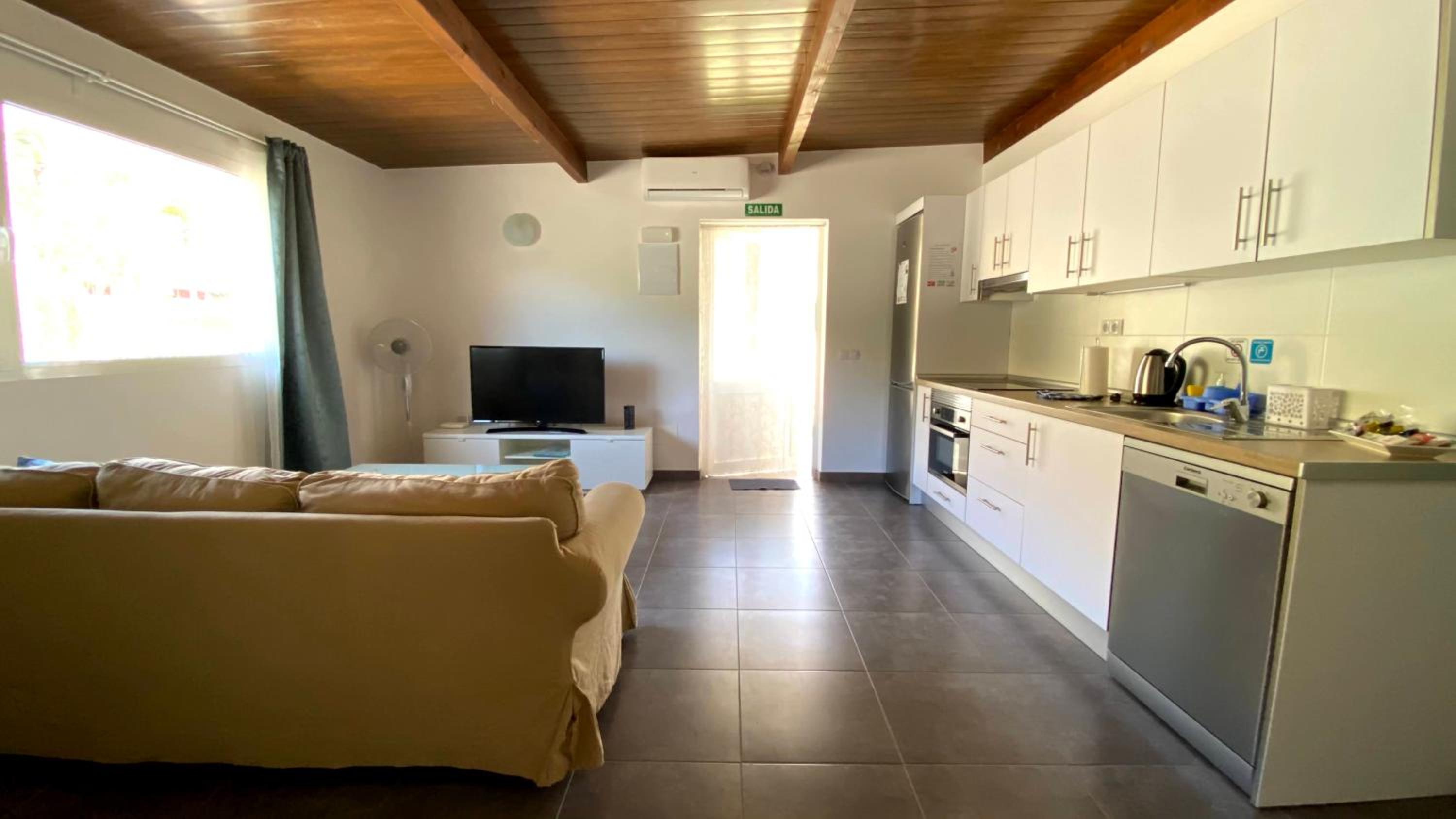 Spacious Country House in Arteara near Maspalomas