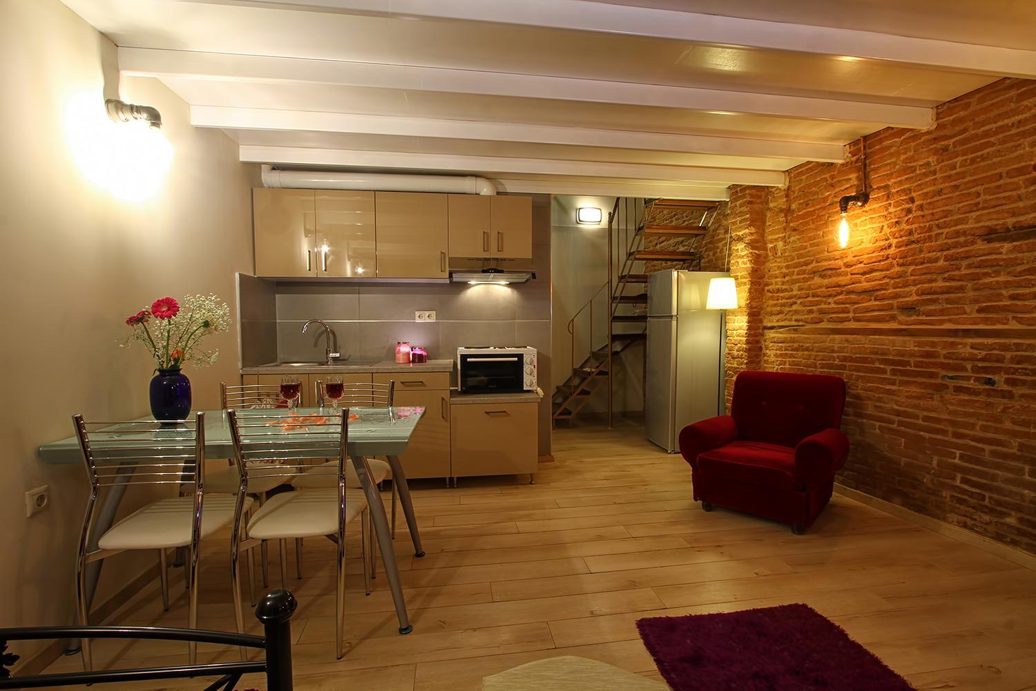 Ionia rooms