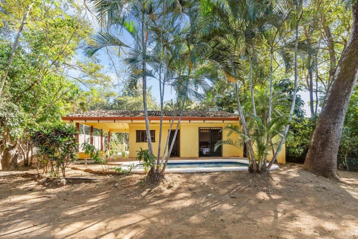 2-Bedroom House with Pool