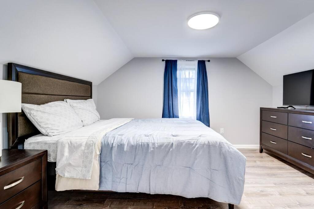 New Haven Vacations - Hidden Gem on Dyer Street - Property Image 10