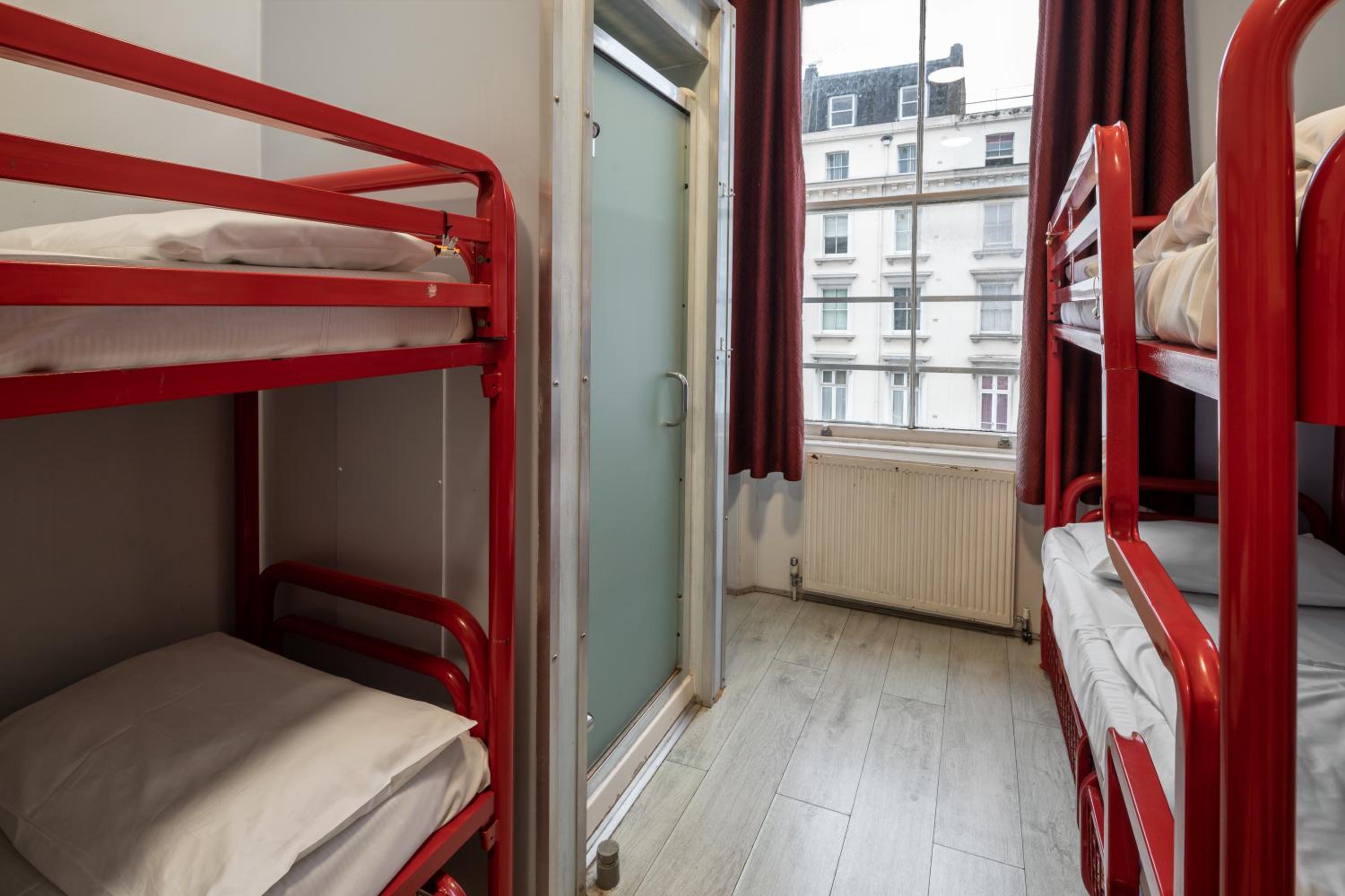 Astor Victoria Hostel
