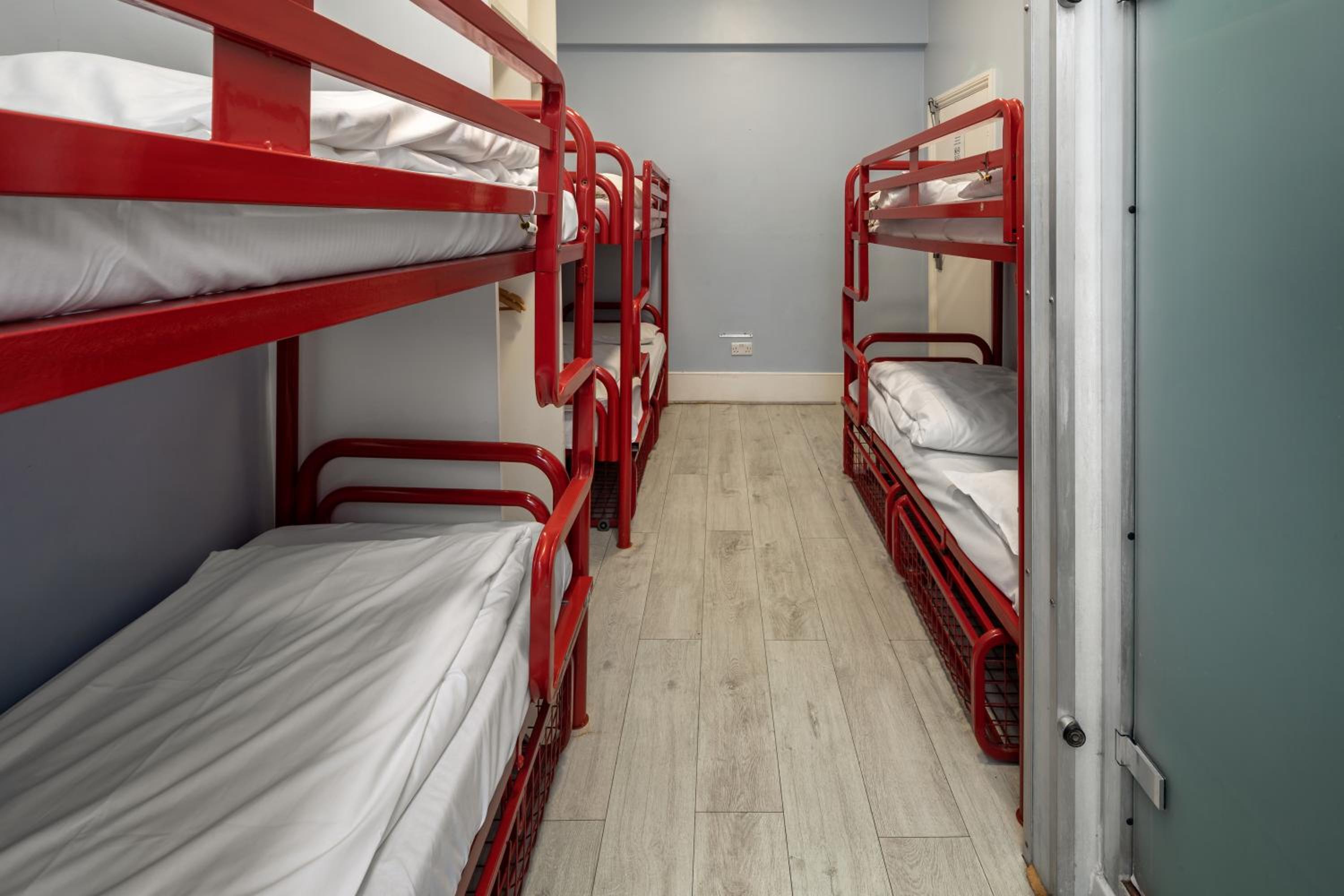 Astor Victoria Hostel