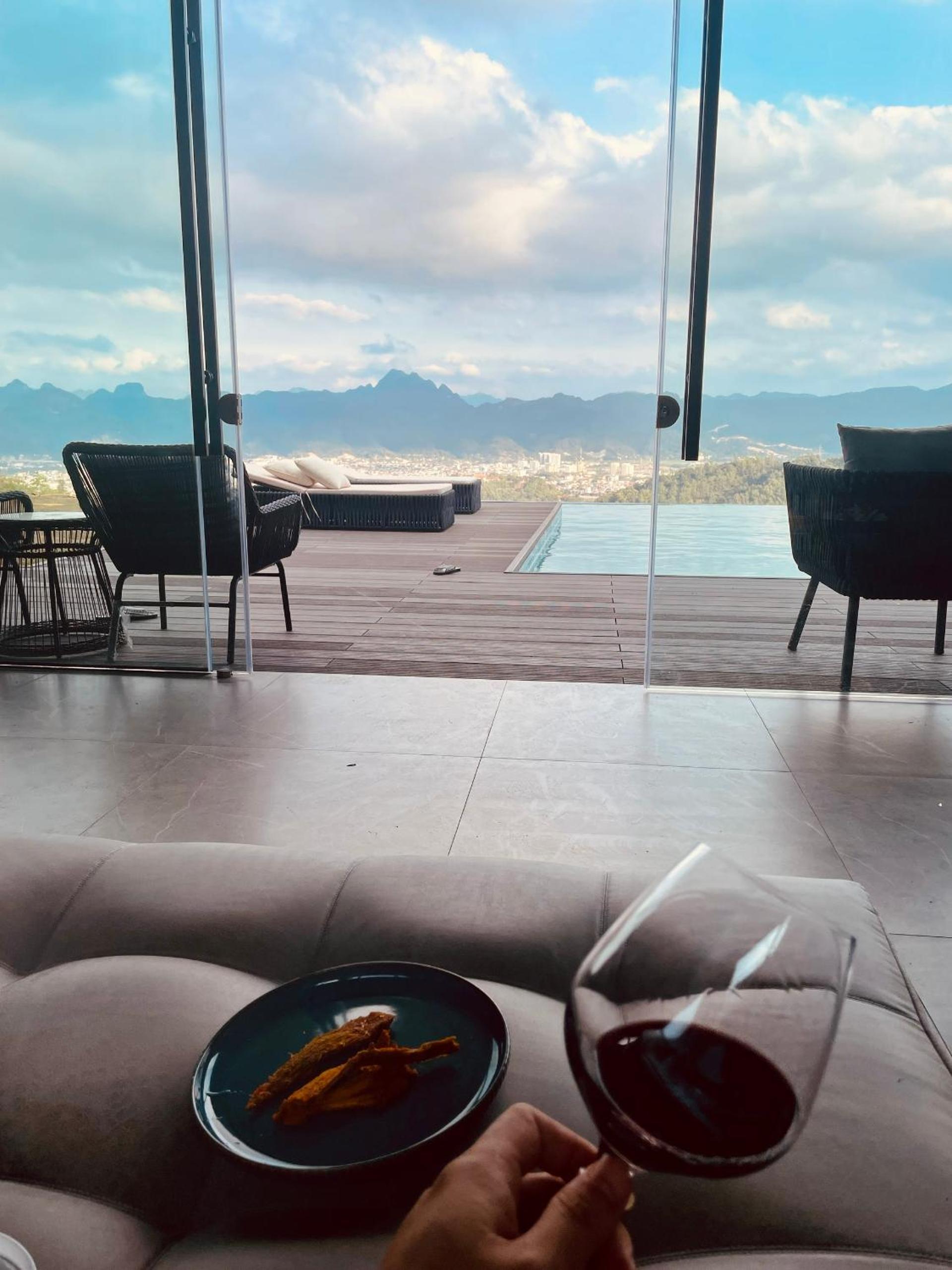 lounge