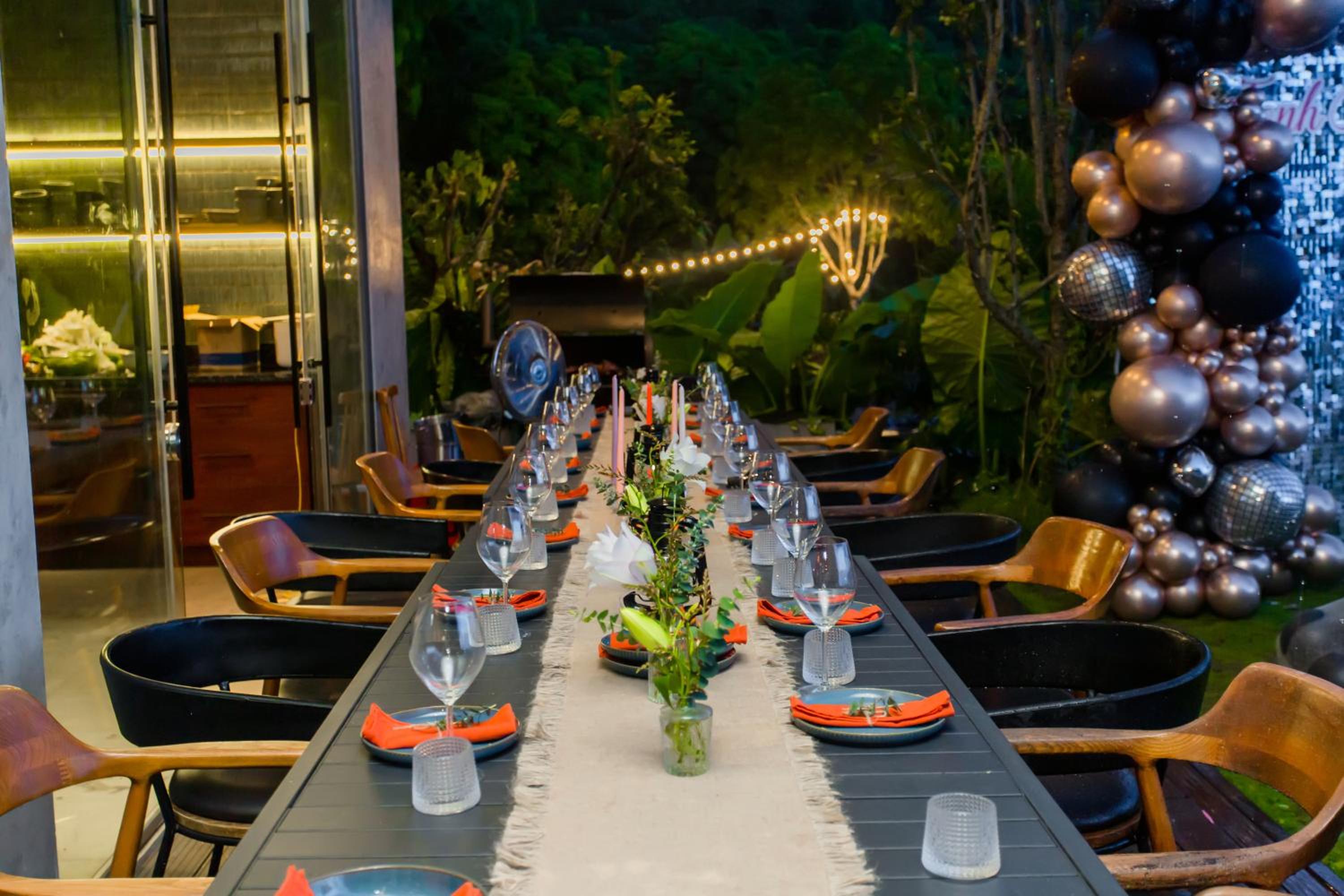dining