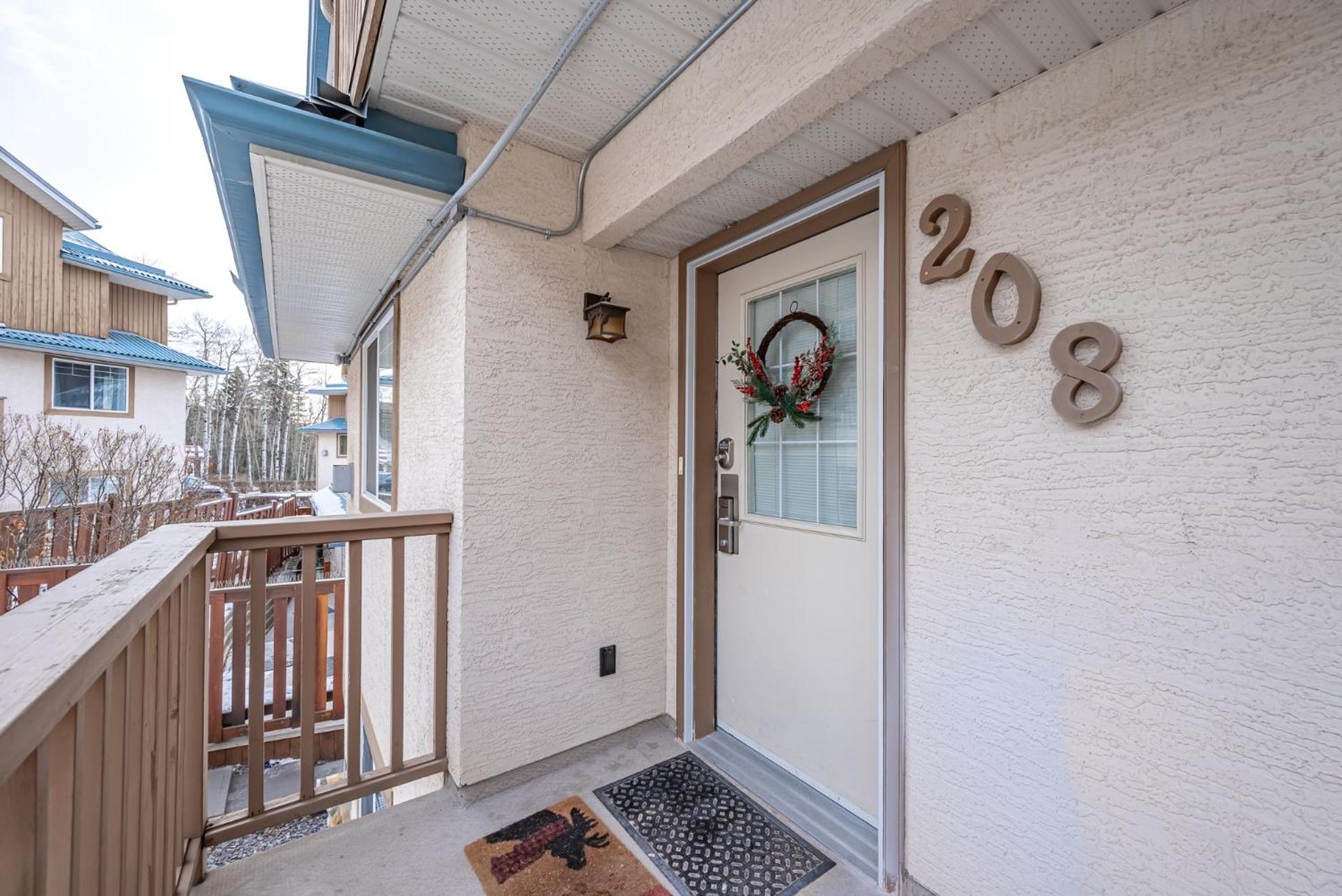 Luxurious Retreat/Hot Tub/Mountain View/4 Beds
