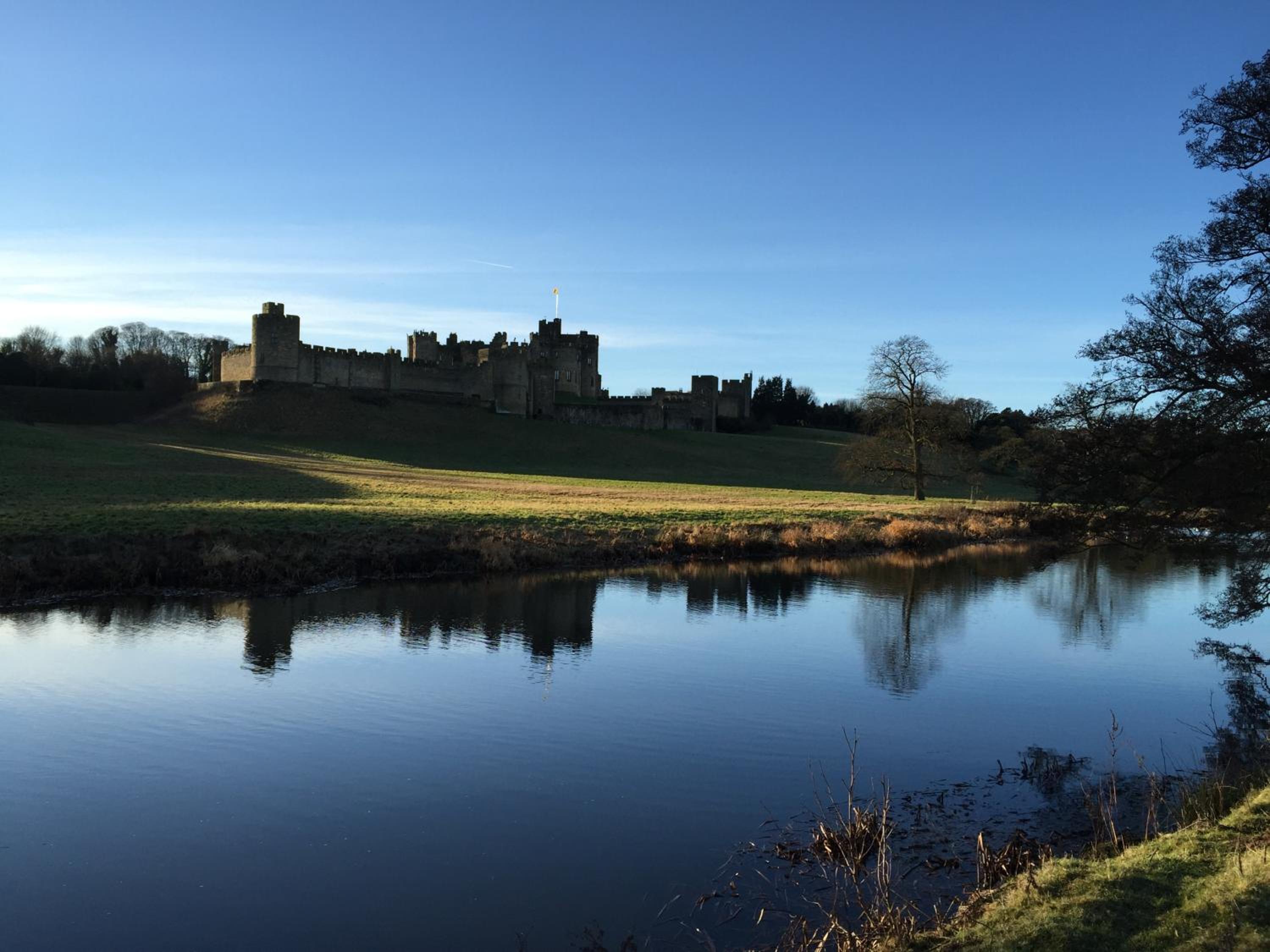 Castle Retreat - luxury apartment opposite Alnwick Castle view 3