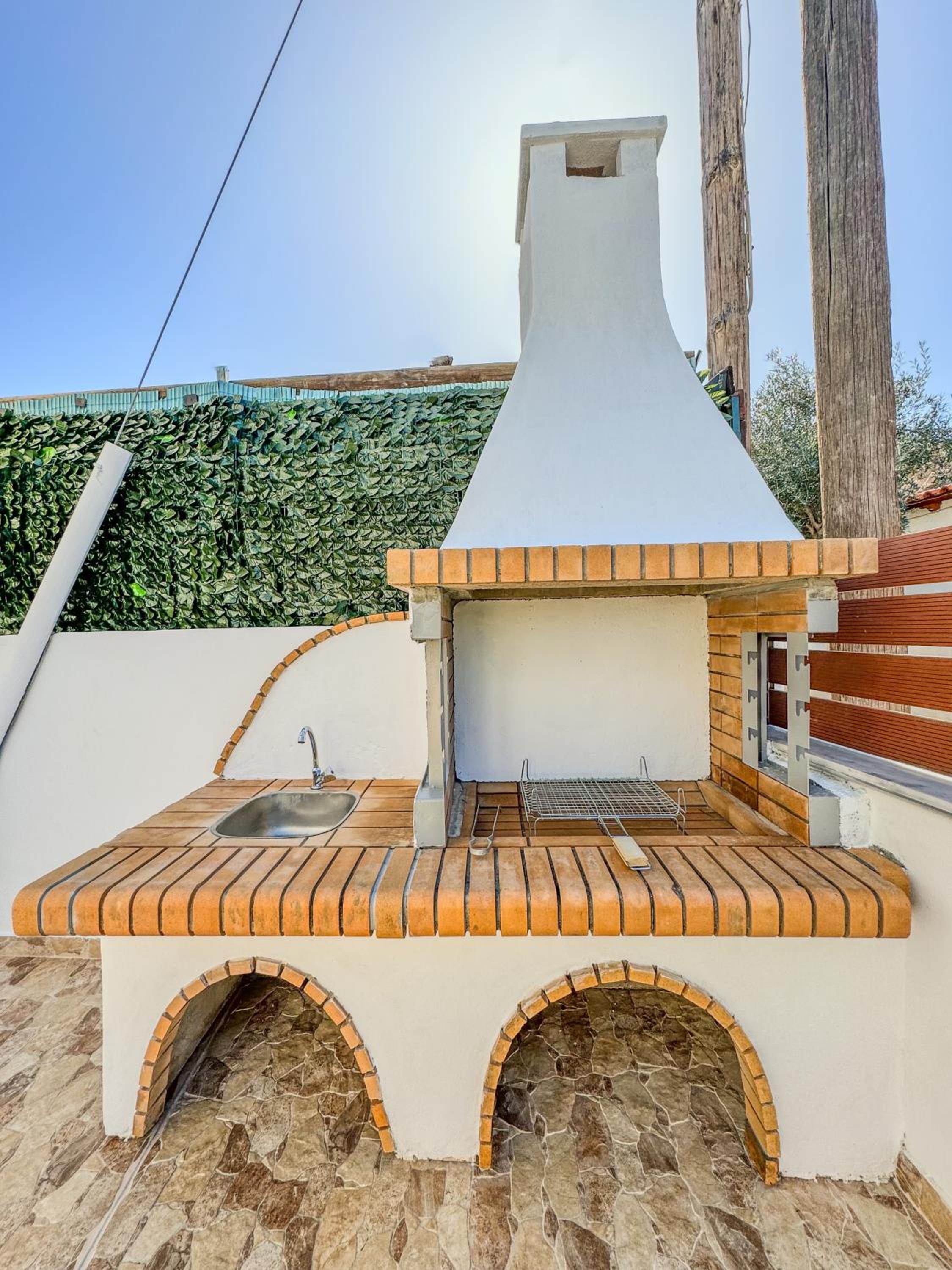 Alyki Salamina House