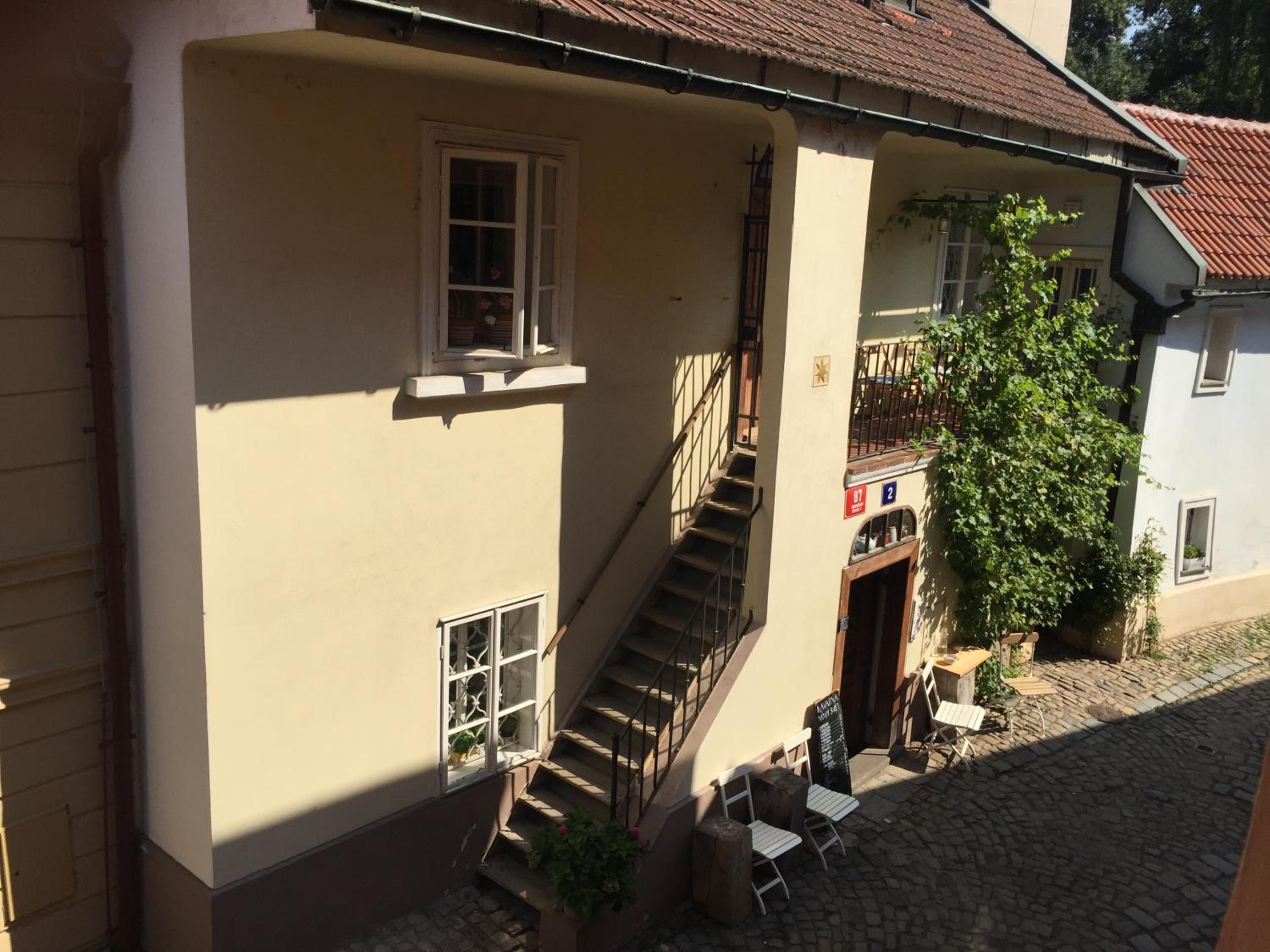 Apartments at the Golden Plough