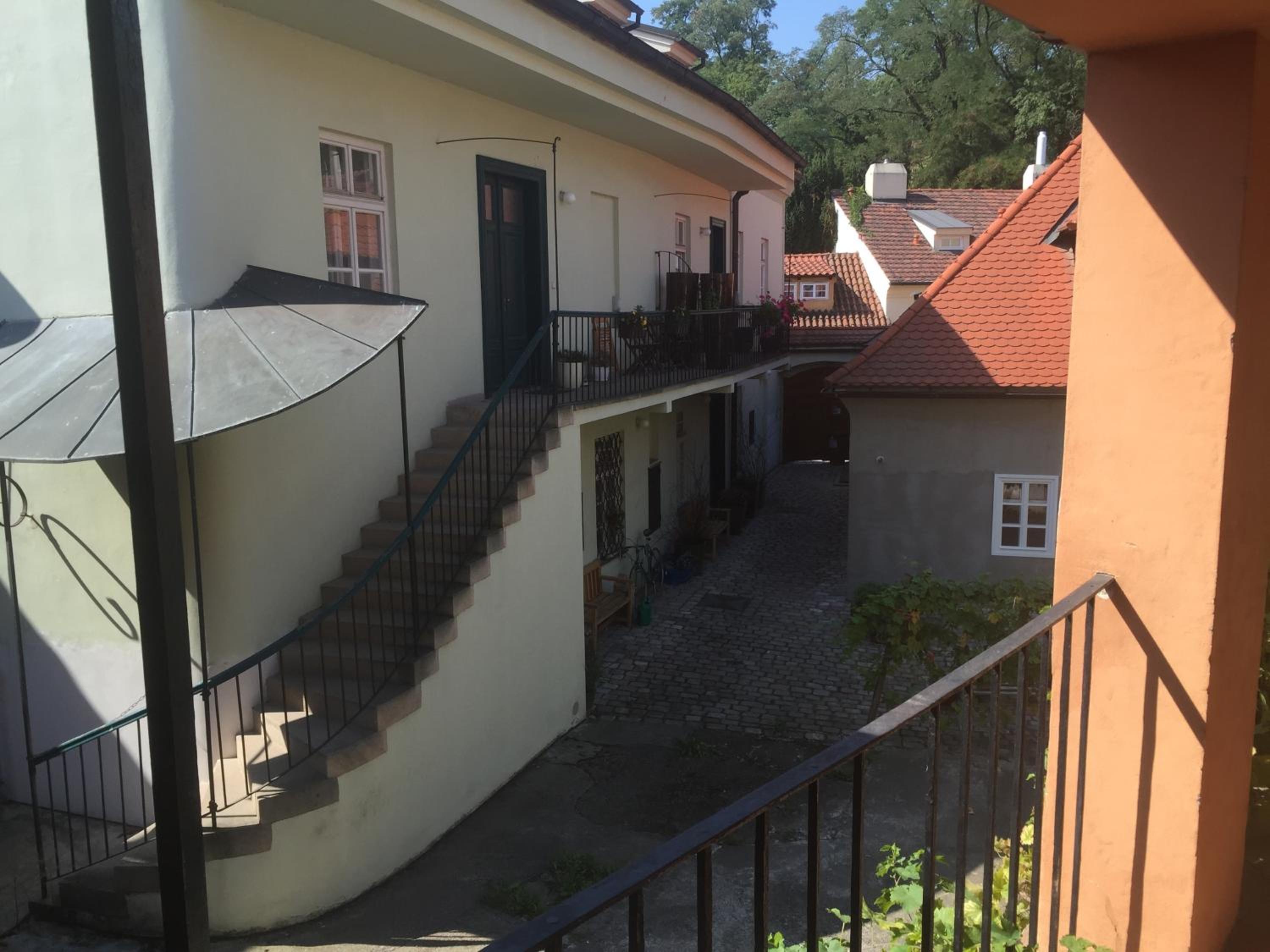 Apartments at the Golden Plough