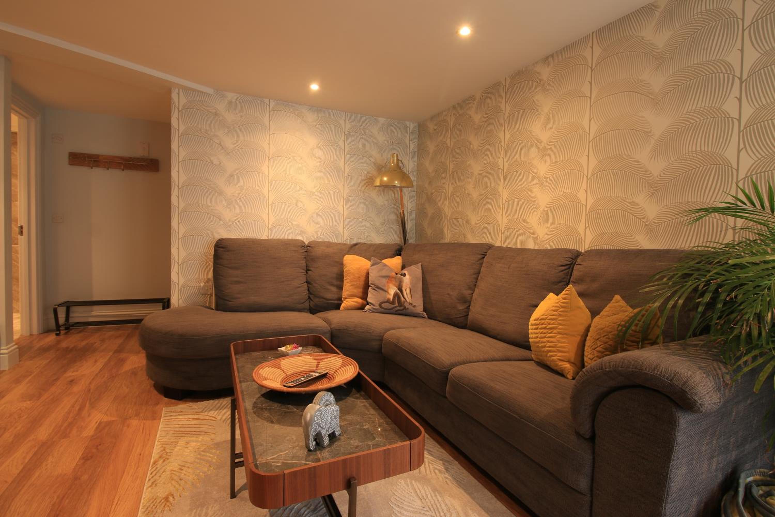 Yeovil Vacations - Streamside Apartments - Property Image 4