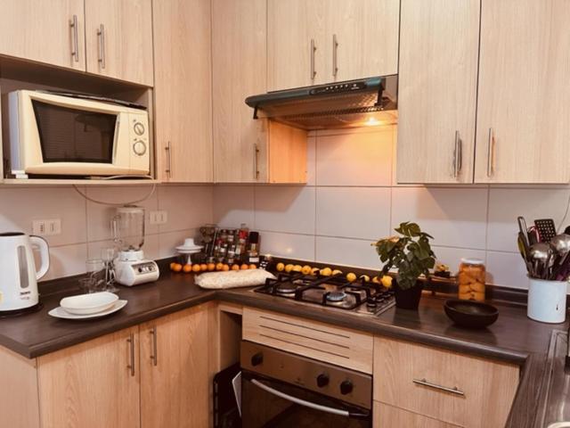 Hostal Damatierra Guesthouse