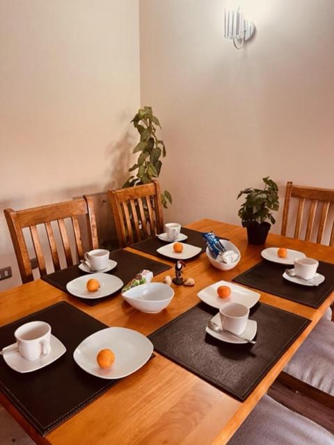 Hostal Damatierra Guesthouse