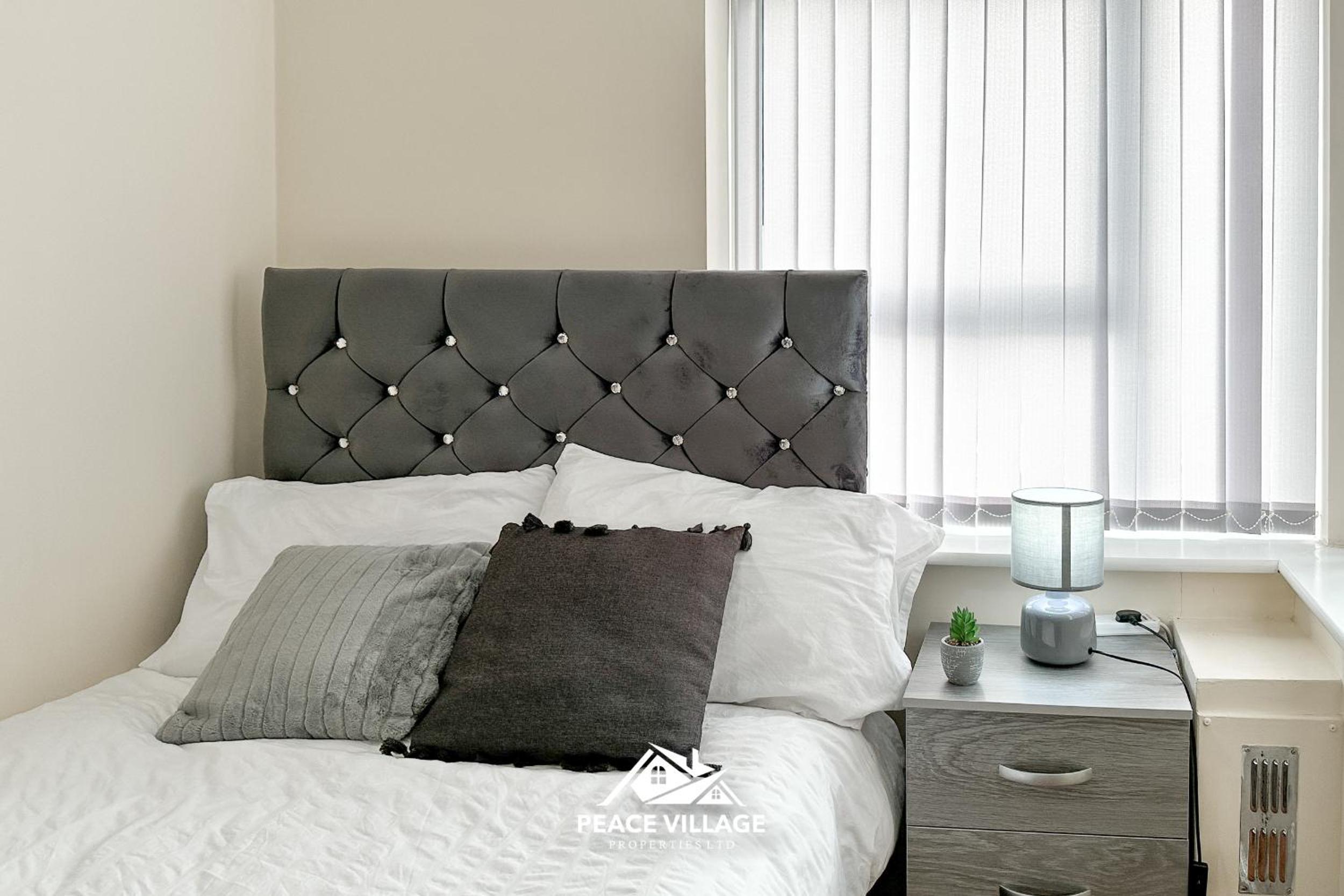 Ashton Co-Living - Private Room Self-Cater view 3