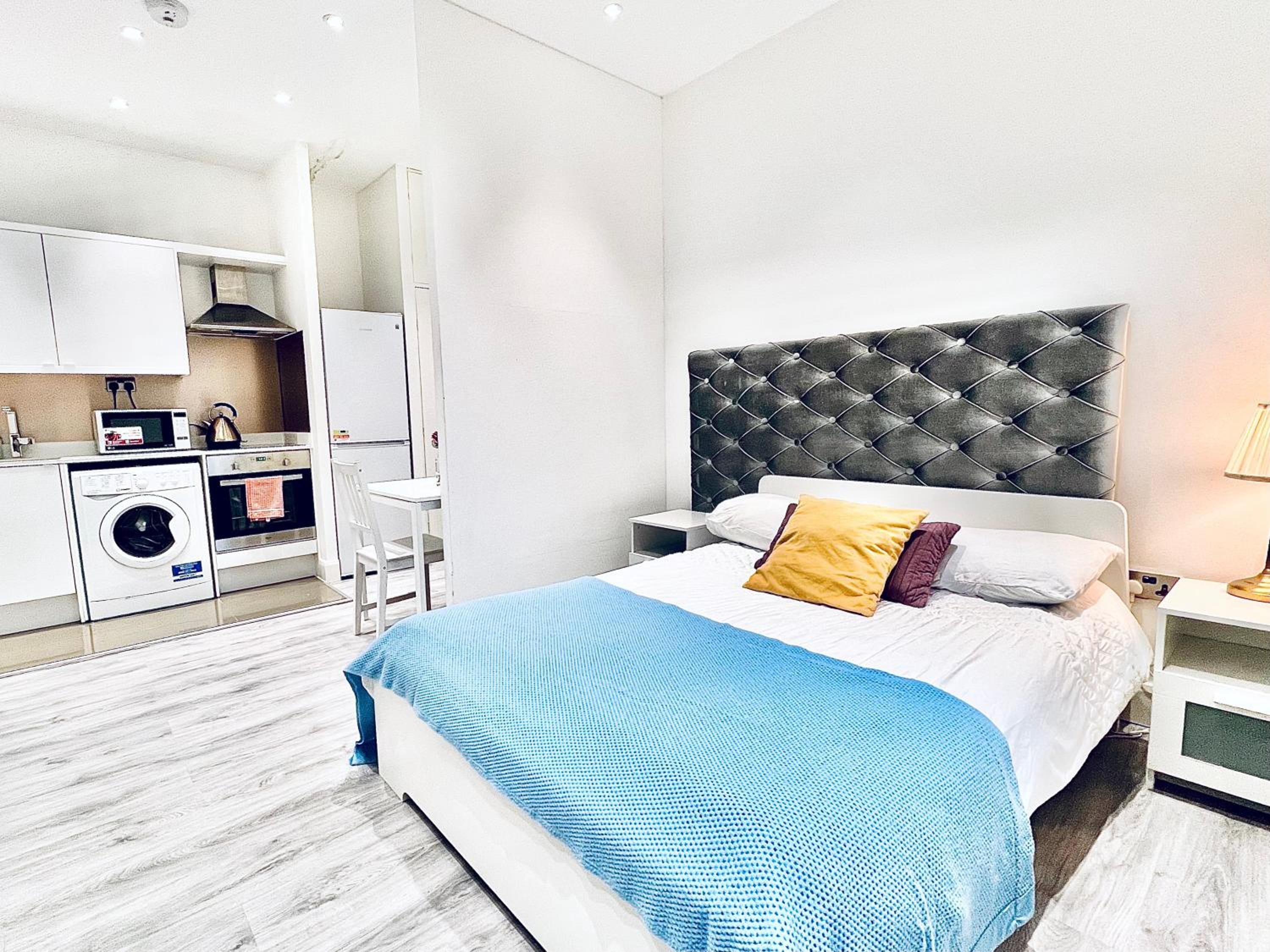 Harrow Apartments