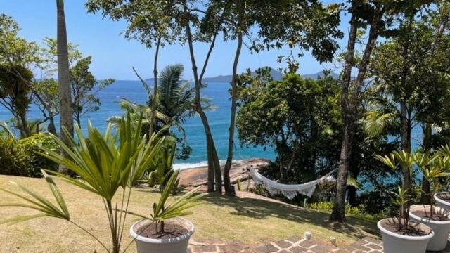 BH58: Refúgio Romântico com Vista pro Mar