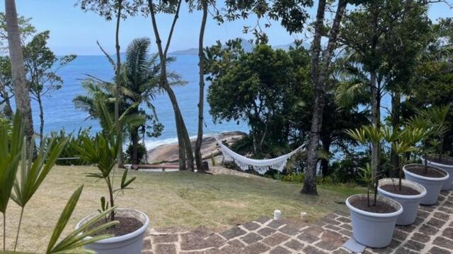 BH58: Refúgio Romântico com Vista pro Mar