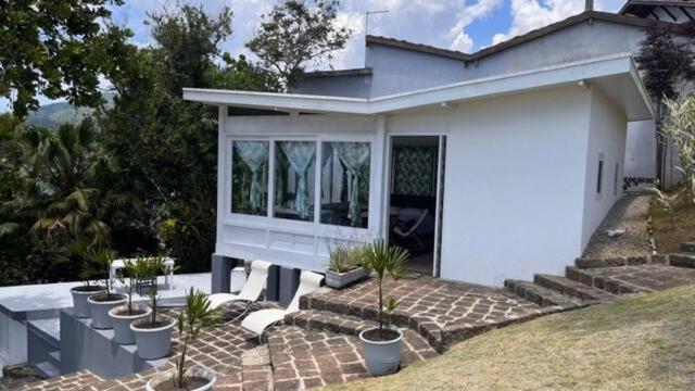 BH58: Refúgio Romântico com Vista pro Mar