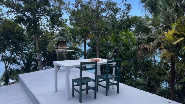 BH58: Refúgio Romântico com Vista pro Mar