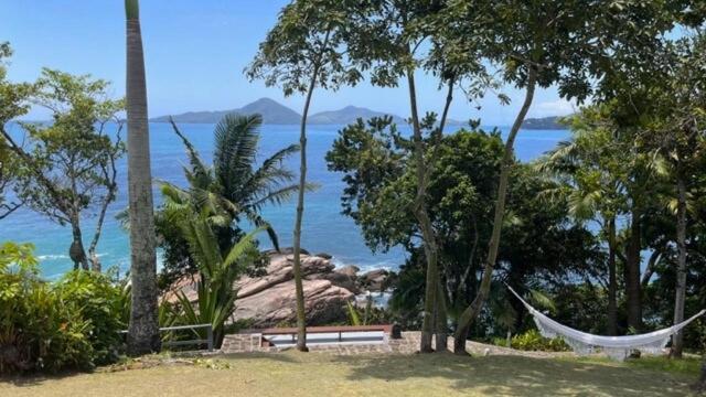BH58: Refúgio Romântico com Vista pro Mar