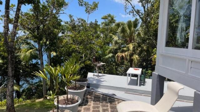 BH58: Refúgio Romântico com Vista pro Mar