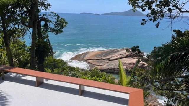 BH58: Refúgio Romântico com Vista pro Mar