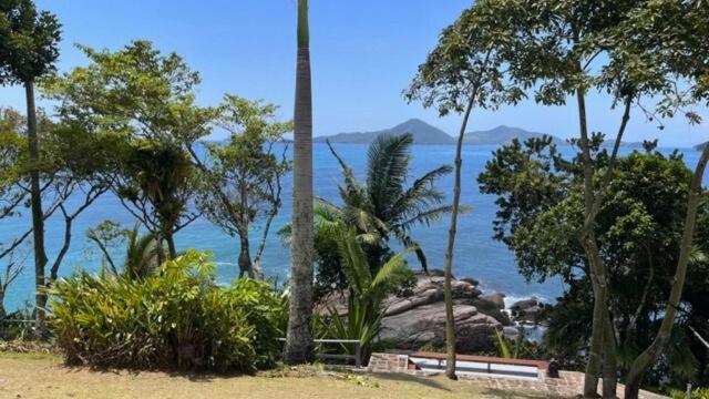BH58: Refúgio Romântico com Vista pro Mar