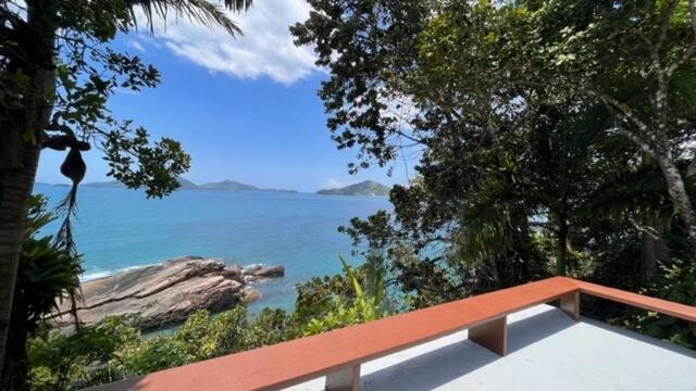 BH58: Refúgio Romântico com Vista pro Mar