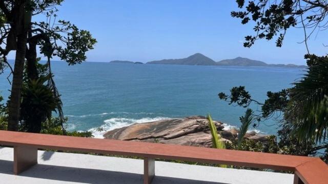 BH58: Refúgio Romântico com Vista pro Mar
