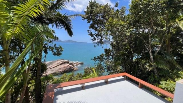 BH58: Refúgio Romântico com Vista pro Mar