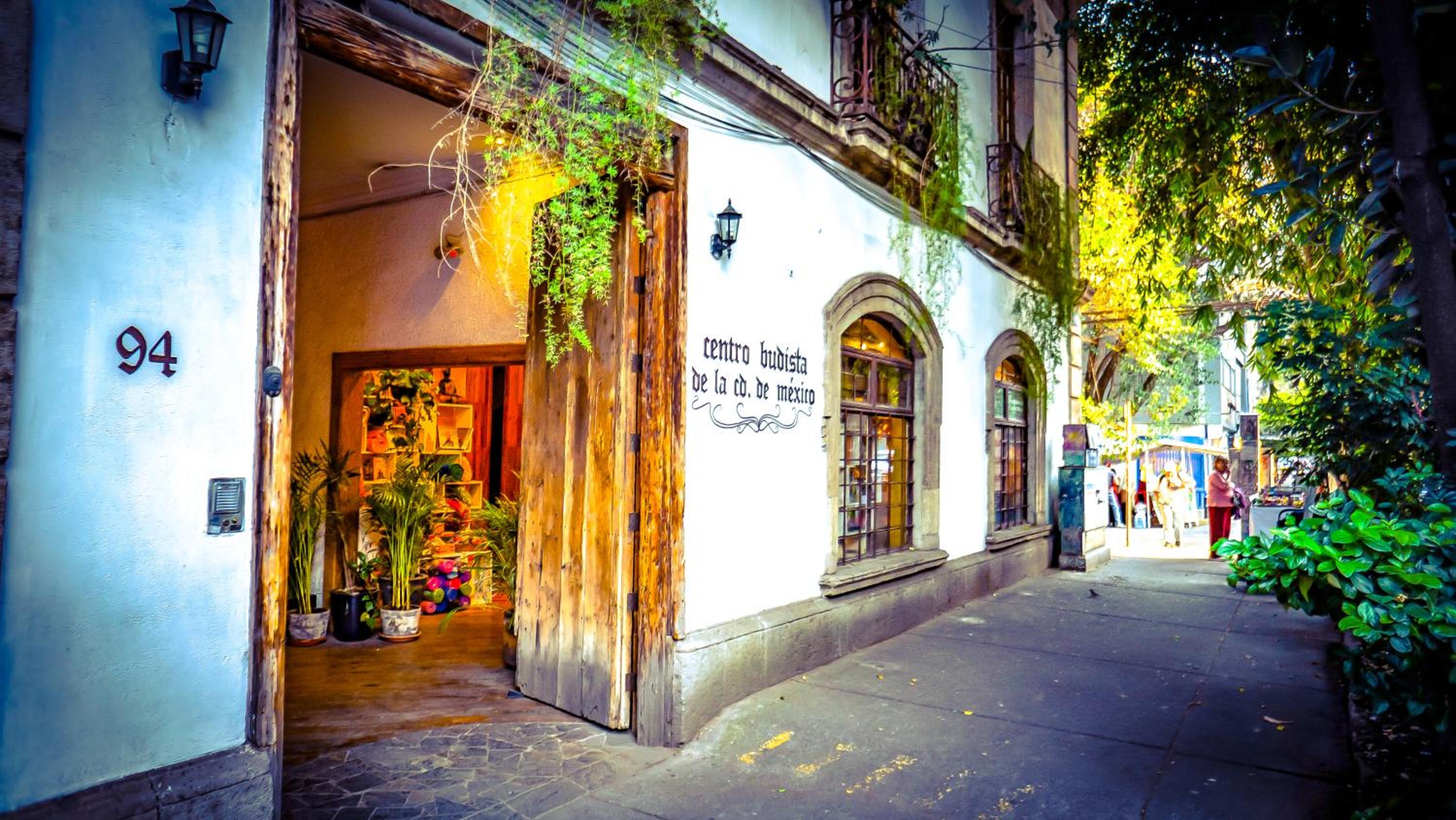 Casa Azul-Hidden Roma Norte Gem, City Views, 4BR — Mexico City