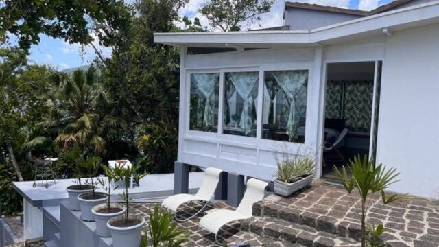 BH58: Refúgio Romântico com Vista pro Mar