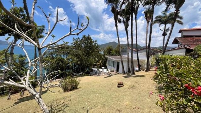 BH58: Refúgio Romântico com Vista pro Mar